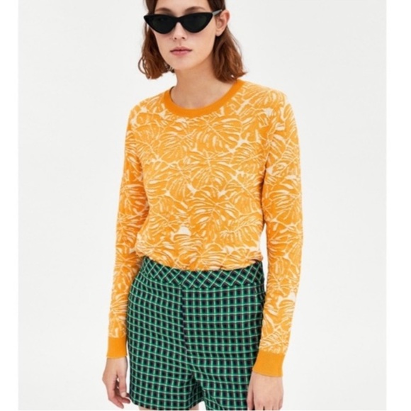 Zara Women’s Yellow Orange Tropical Print Sweater - Picture 2 of 8